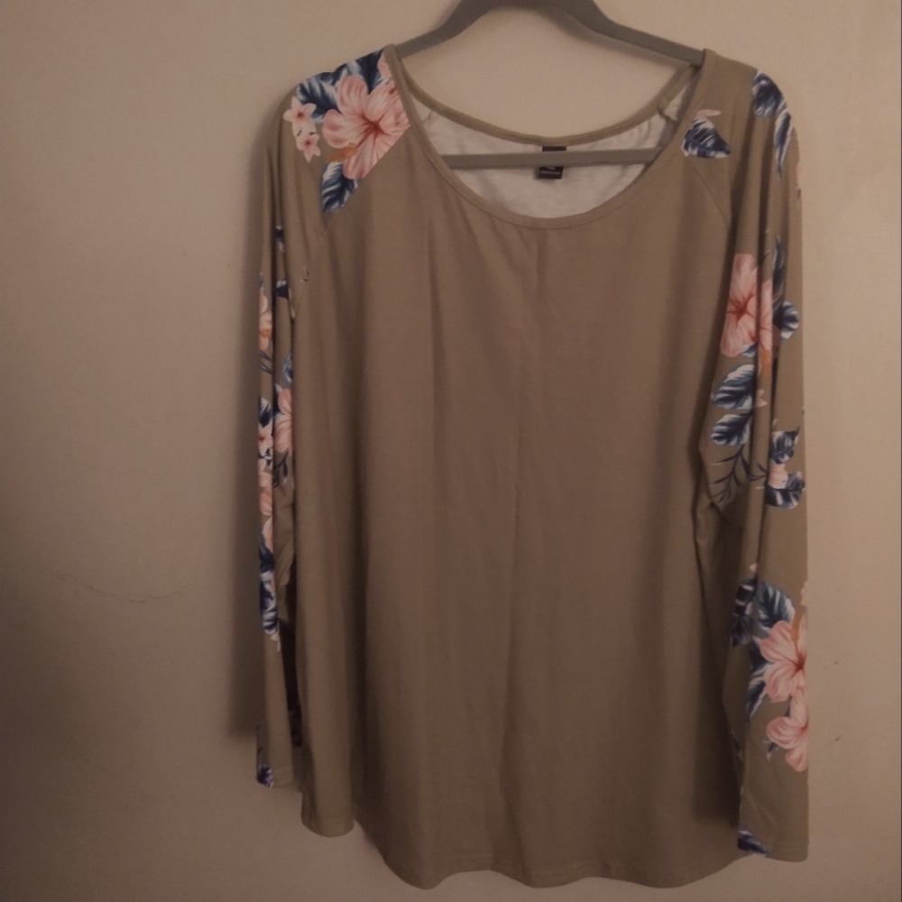 New cute top